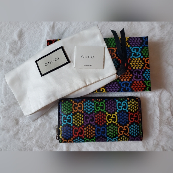 LIKE NEW - Gucci Psychedelic Zip Around Wallet - Picture 1 of 8